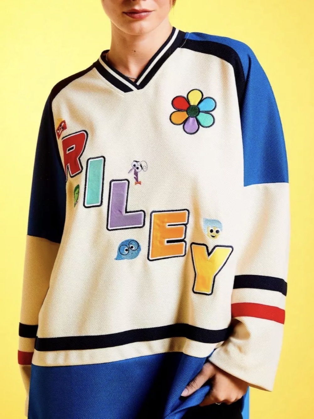 BoxLunch x Disney Pixar Inside Out Riley Joy 15 Hockey Color Block Jersey Sz L